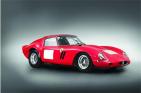 <p>През 1965 година младият предприемач Фабрицио Виолати купува червено Ferrari 250 GTO. Запаленият по високите скорости италианец е наследник на богата фамилия земеделци и плаща 2,6 милиона лири за колата. Сумата се равнява на 4000 долара тогава и 33 500 долара днес. Почти 50 години по-късно същият автомобил бе продаден за рекордната в търг цена от 38 милиона долара (28 милиона евро). По този начин това Ferrari 250 GTO официално се превърна в най-скъпата кола в света. Съществуват информации, че през 2013-а много по-запазен екземпляр от същия модел е сменил собственика си срещу 52 милиона долара в директна продажба между колекционери. Тъй като няма доказателства за този тип сделки, официално се признават само покупките на търг.&nbsp;</p>
<p>Наддаването за червеното Ferrari 250 GTO се разигра в луксозния хотел The Quail в Пебъл Бийч, Калифорния, по време на един от най-престижните в света конкурси за красота на олдтаймери. Обстановката бе "подгрята" предварително и се очакваше, че цената на колата ще премине фантастичните 50 милиона долара и може да стигне дори 75 милиона. Тези прогнози обаче не се потвърдиха, въпреки че и платените 38 милиона долара не са малко пари. Съществуват подозрения, че досегашният собственик е изкупил обратно от себе си автомобила, за да го продаде по-късно още по-скъпо. Дали наистина е така - времето ще покаже.</p>
<p>&nbsp;</p>
<p><a href="http://www.trud.bg/Article.asp?ArticleId=4307163" target="_blank"><em>Trud.bg</em></a></p>
<p>&nbsp;</p>
<p><a href="/news_read.php?w=5318" target="_blank"><span style="text-decoration: underline;"><strong><em>Ferrari излиза на борсата</em></strong></span></a><br /><strong><a href="/media_list.php?show=281&amp;p=1" target="_blank"><em>Ferrari пуска 6 бройки в памент на Пинифарина</em></a></strong></p>
<p><strong><em><strong><a href="/media_list.php?show=280&amp;p=1#vp" target="_blank"><span style="text-decoration: underline;"><em>Спортна кола вдига 120 км/ч под водата</em></span></a></strong></em></strong></p>